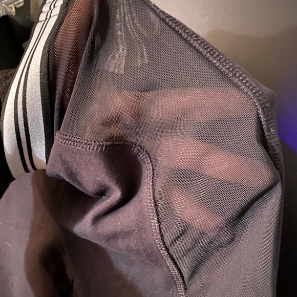 Forever 21 Mesh Side Leggings - Picture 4 of 7